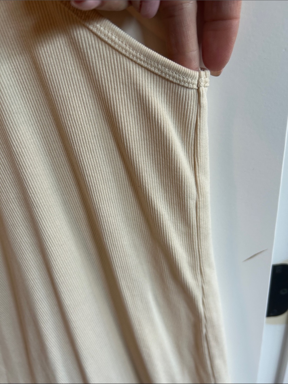 Lauren Jeans Co women’s cream tank - Picture 5 of 7